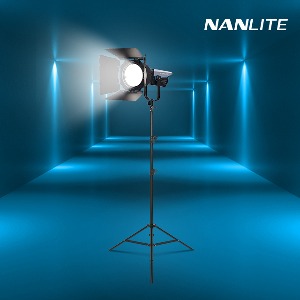 NANLITE 난라이트 스튜디오 LED 조명 FC-500B 프레넬렌즈 원스탠드 세트